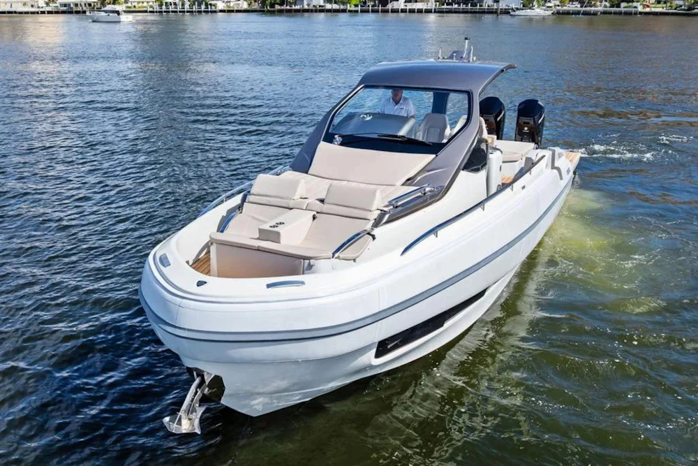 Sacs 40 Rebel Yacht For Sale