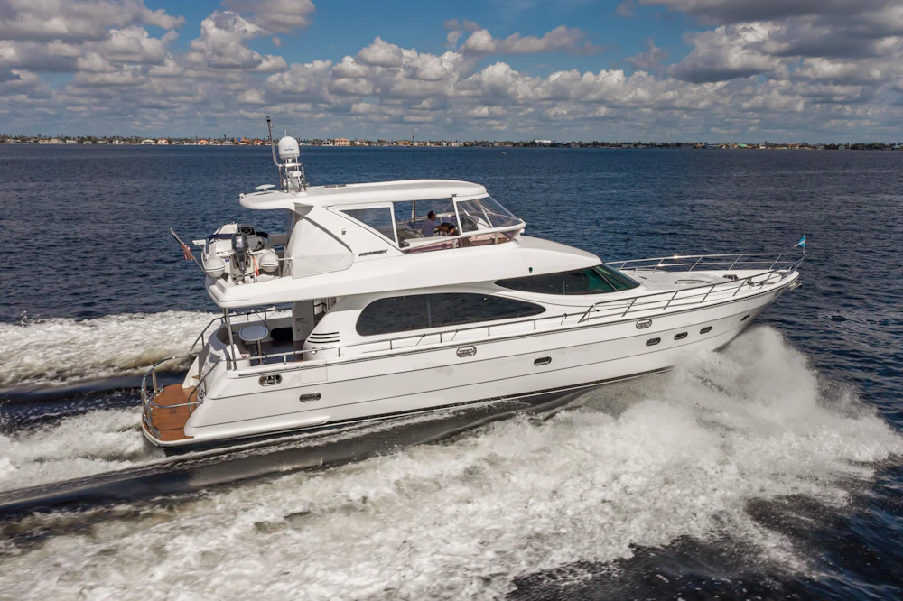 Horizon 64 Yacht For Sale
