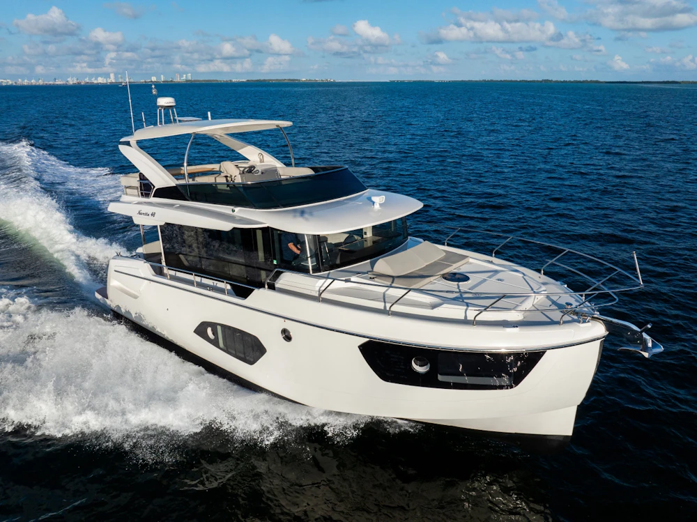 Absolute Navetta 48 Yacht For Sale
