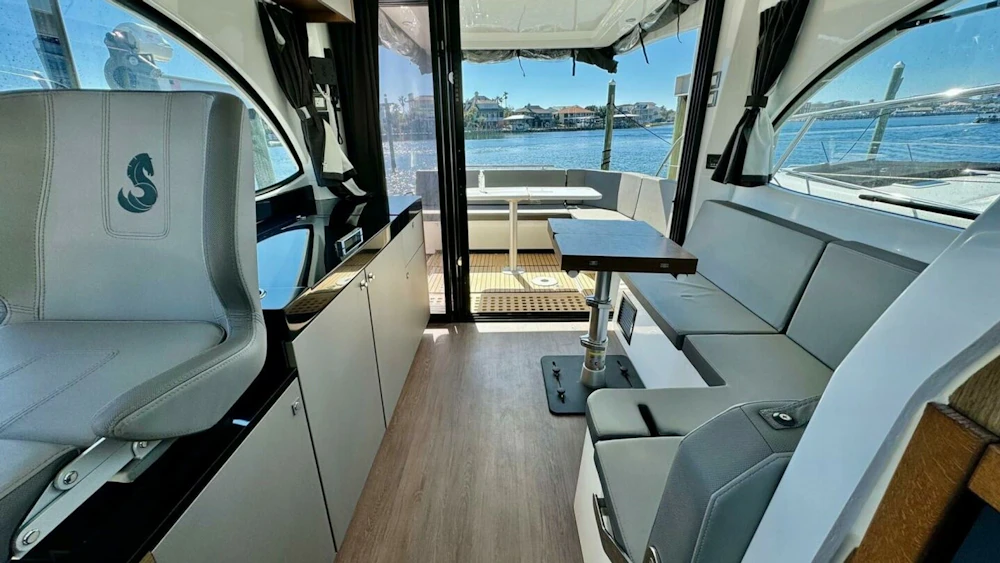 Beneteau Antares 11 Yacht For Sale