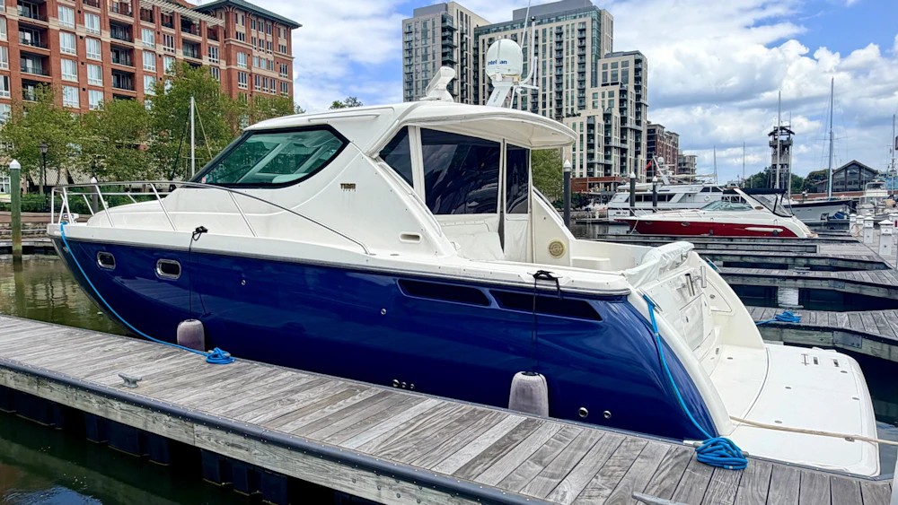 Tiara Yachts 4300 Sovran Yacht For Sale