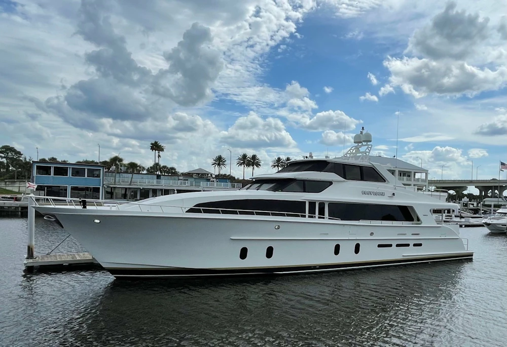 Cheoy Lee 95 Motor Yacht Yacht For Sale