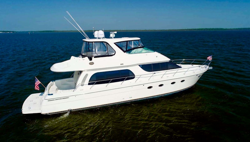 Picture Of: 56' Carver 560 Voyager 2006 Yacht For Sale | 2 of 66