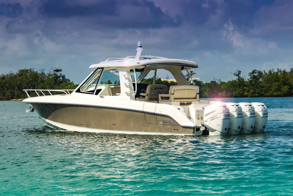 Boston Whaler 2019 Boston Whaler 380 Realm Yacht For Sale