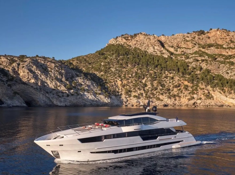 Astondoa 110 Century Yacht For Sale