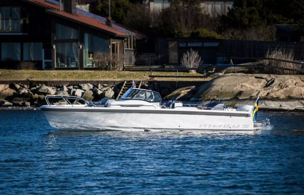 Nimbus T9 Yacht For Sale