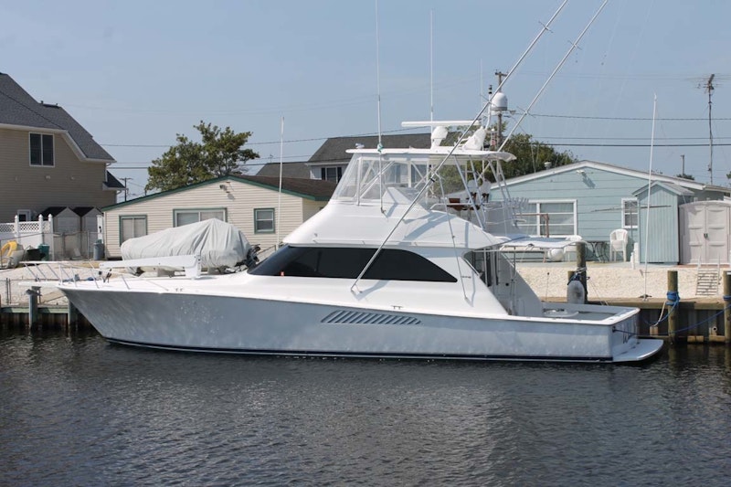 Picture Of: 52' Viking 52 Convertible 2002 Yacht For Sale | 2 of 65