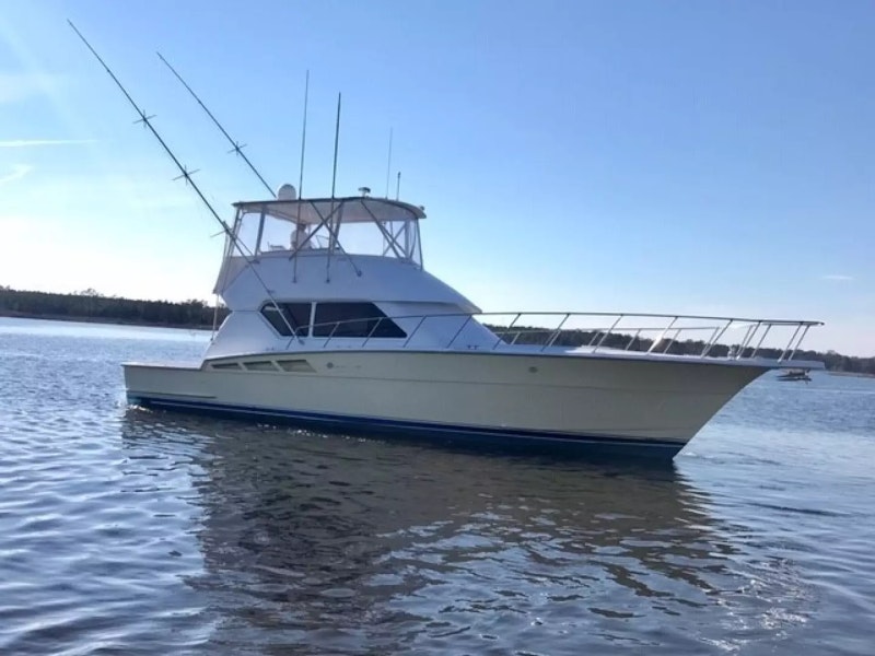 Picture Of: 50' Hatteras 50 Convertible 1998 Yacht For Sale | 2 of 63