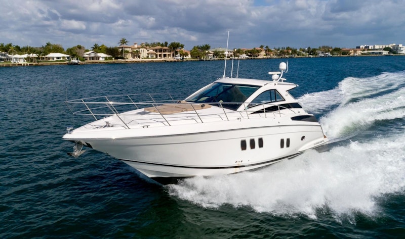 Picture Of: 52' Regal 5260 Sport Coupe 2010 Yacht For Sale | 2 of 47