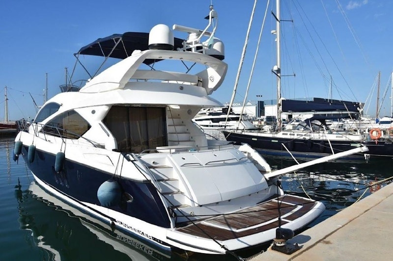 Picture Of: 60' Sunseeker 60 2006 Yacht For Sale | 2 of 13