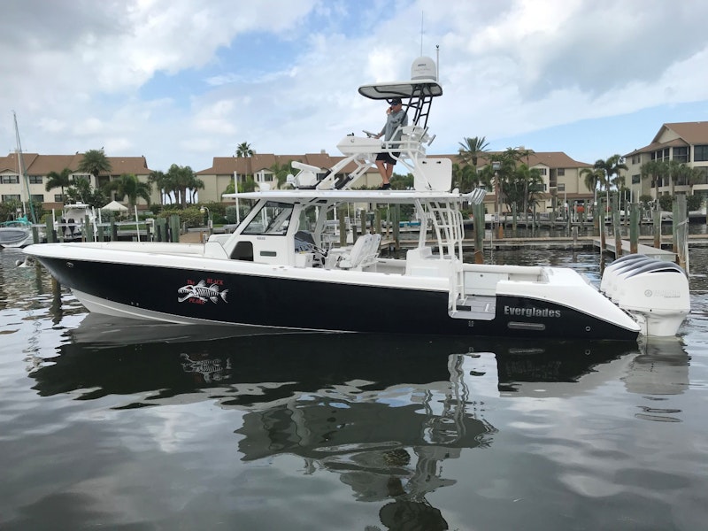 Picture Of: 42' Everglades 435cc 2017 Yacht For Sale | 2 of 126