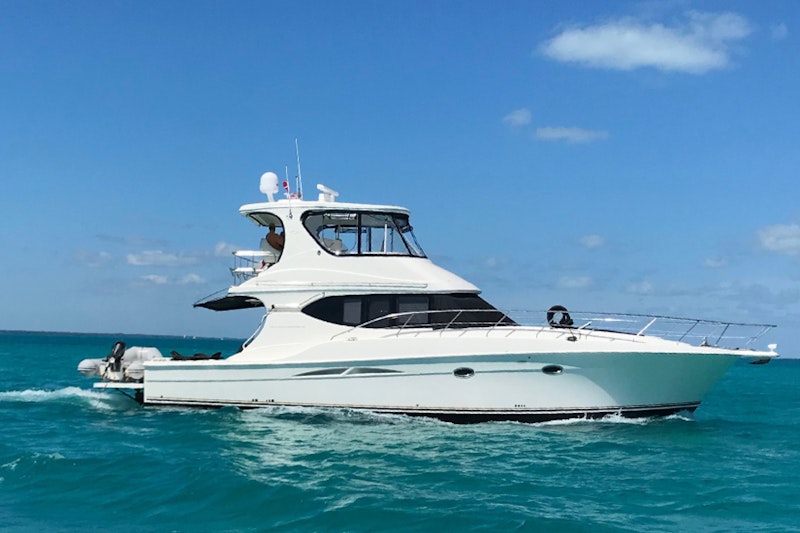 Picture Of: 48' Silverton 48 Convertible 2005 Yacht For Sale | 1 of 22