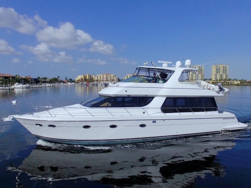 Picture Of: 58' Carver 57 Voyager Pilothouse 2004 Yacht For Sale | 1 of 86