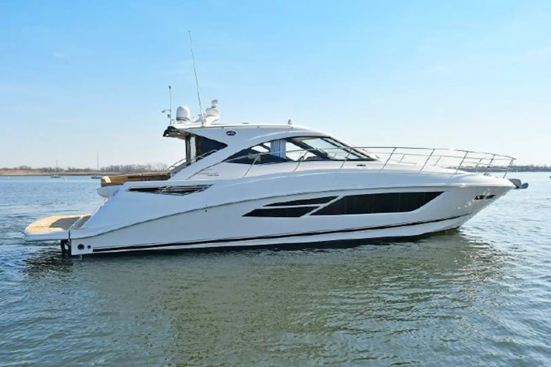 Picture Of: 51' Sea Ray 510 DA 2015 Yacht For Sale | 1 of 43