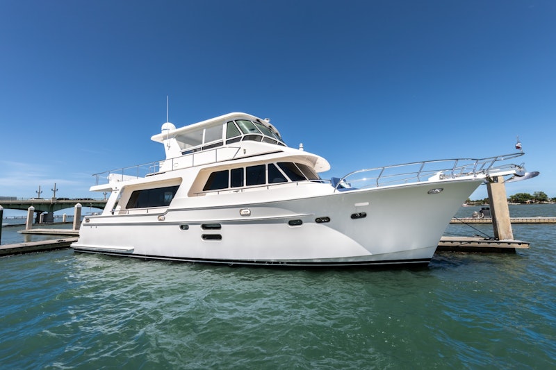 Picture Of: 64' Hampton 640 Endurance 2014 Yacht For Sale | 1 of 55