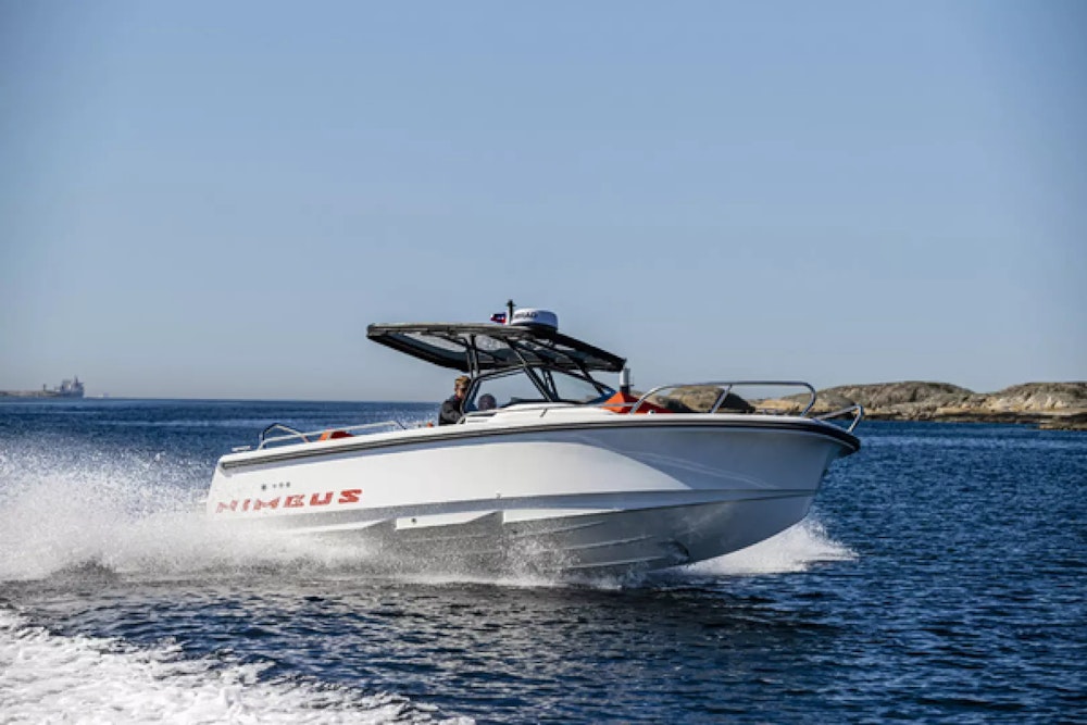 Nimbus T8 Yacht For Sale