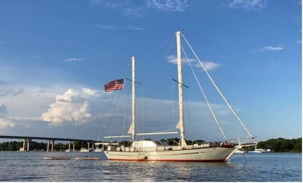 Bruce Roberts Spray Yacht For Sale