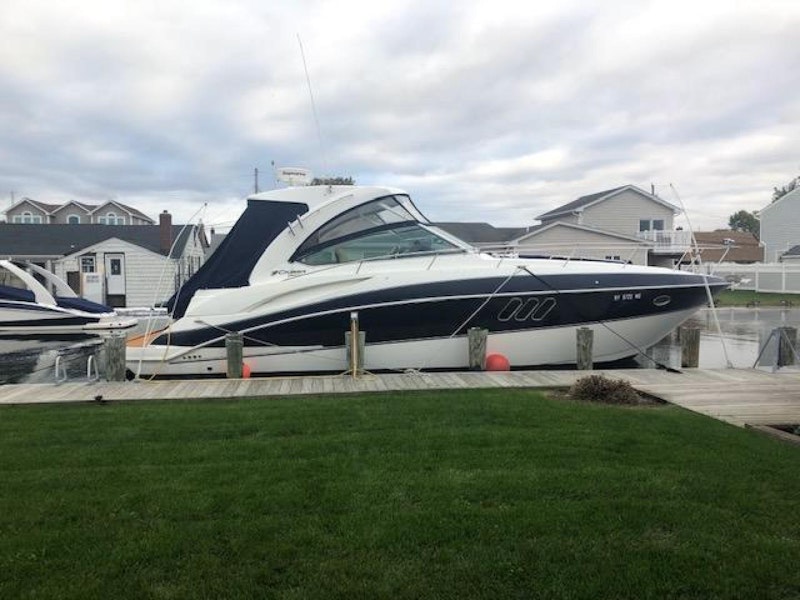 Cruisers Yachts 380 Express Yacht For Sale
