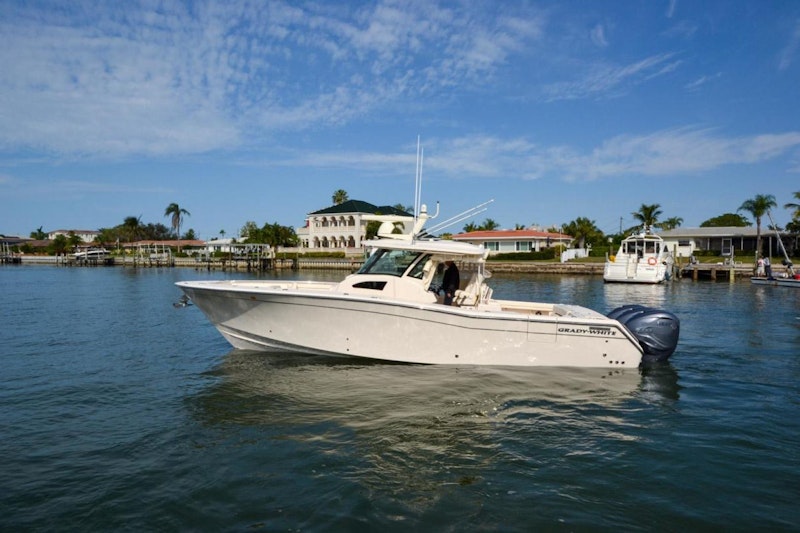 Grady-White 376 Canyon Yacht For Sale