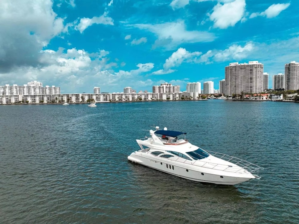 Azimut  Yacht For Sale