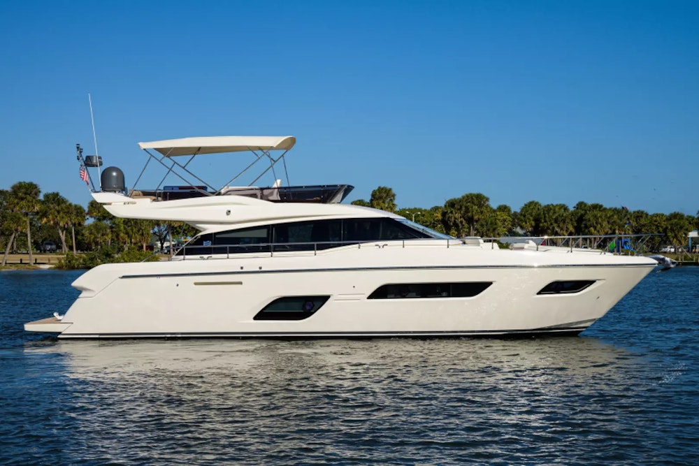 Ferretti Yachts 55 MY Yacht For Sale