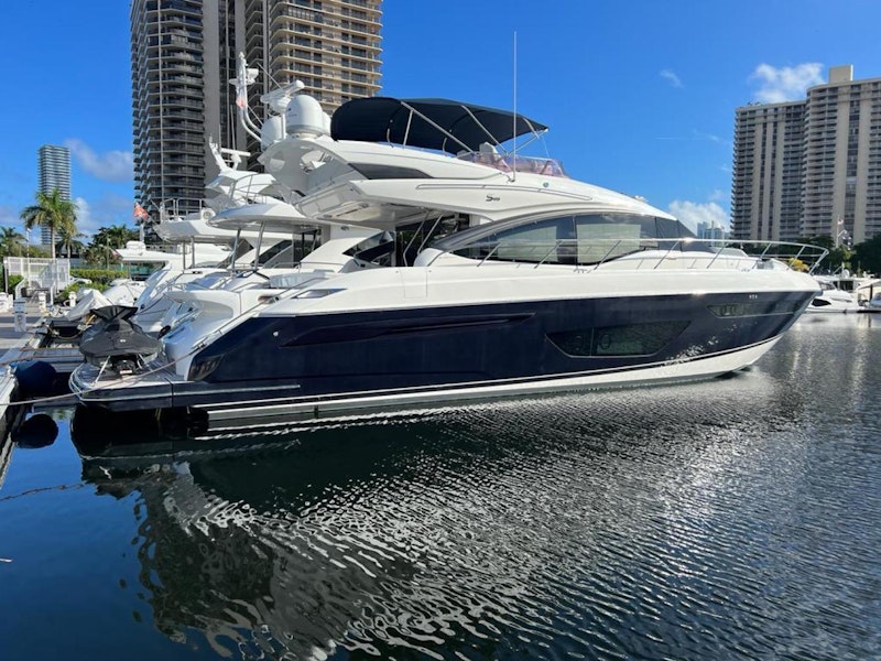Princess S65 Yacht For Sale
