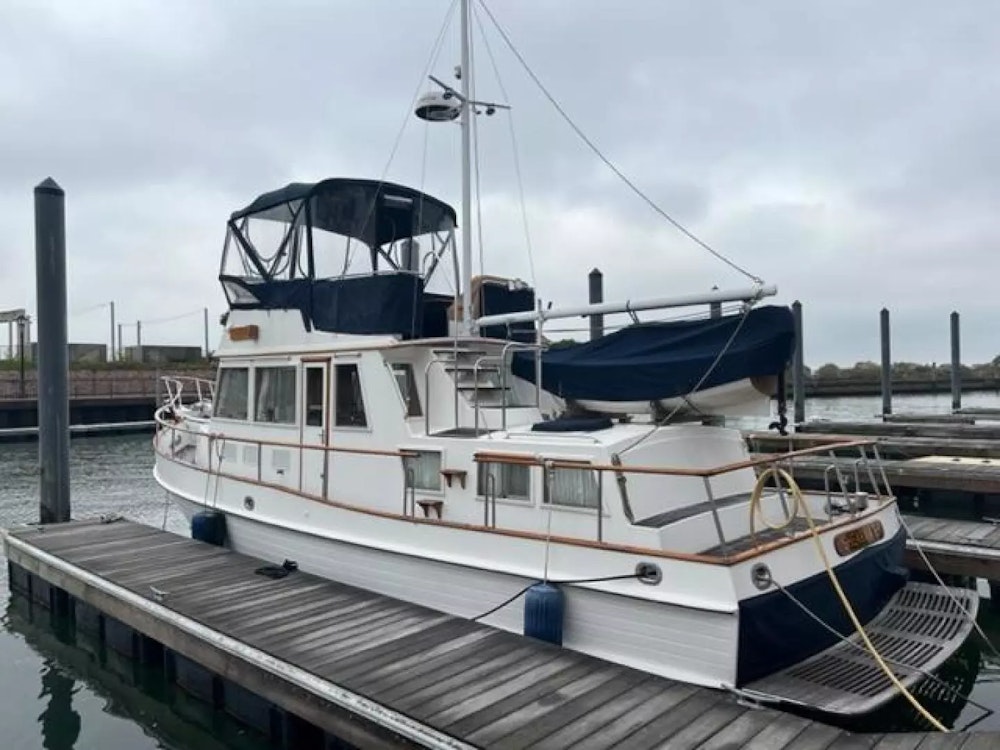 Grand Banks  Yacht For Sale