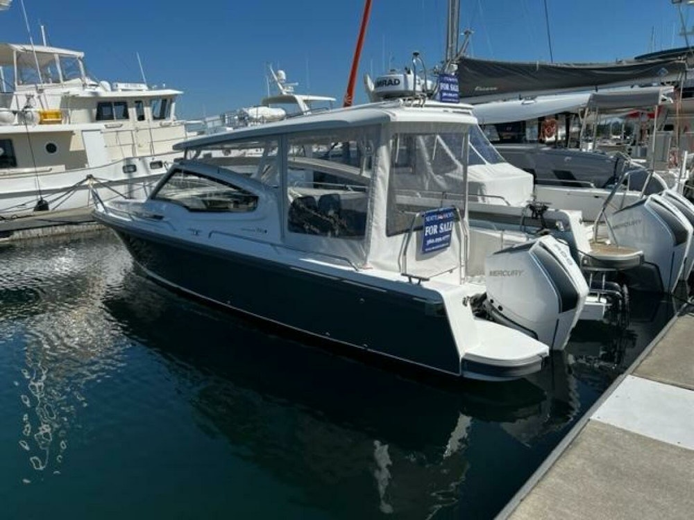 Nimbus W9 #210 Yacht For Sale