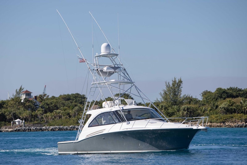 Hatteras HS45X Yacht For Sale