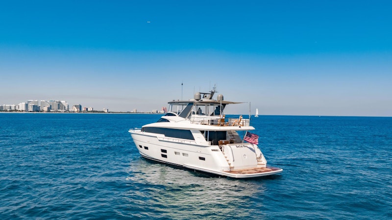 Hatteras M75 Panacera Yacht For Sale
