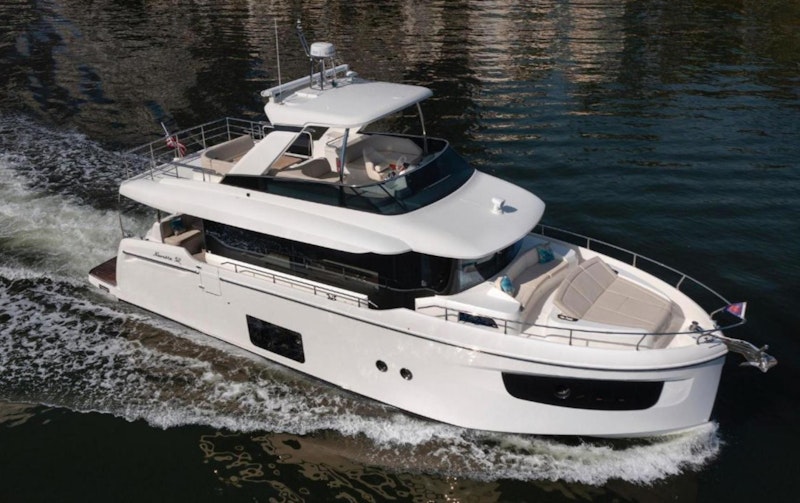 Absolute Navetta 52 Yacht For Sale