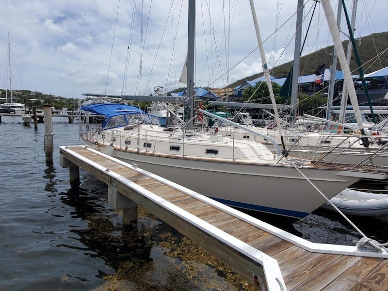 Island Packet 440 Yacht For Sale