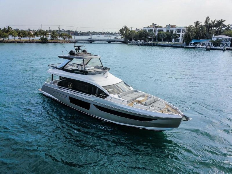Azimut Fly 68 Yacht For Sale