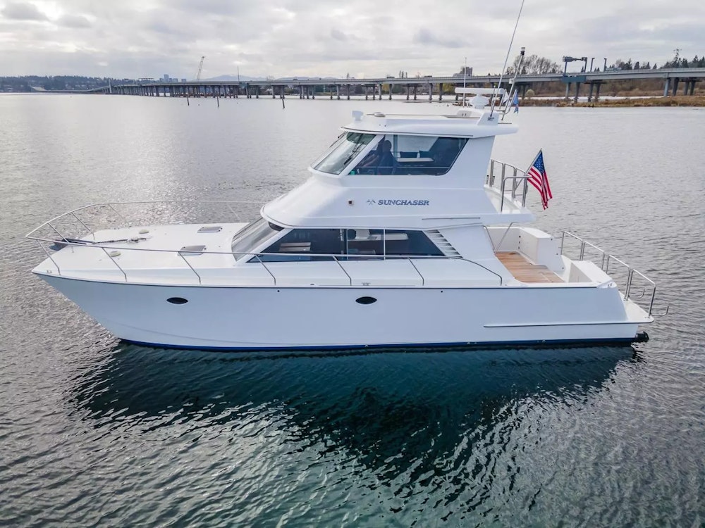 Custom Power Catamaran Yacht For Sale