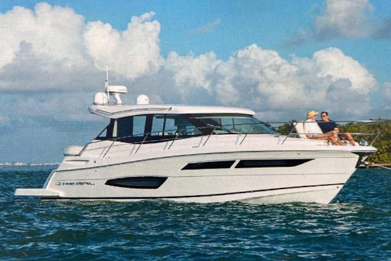 Regal 38 GRAND COUPE Yacht For Sale