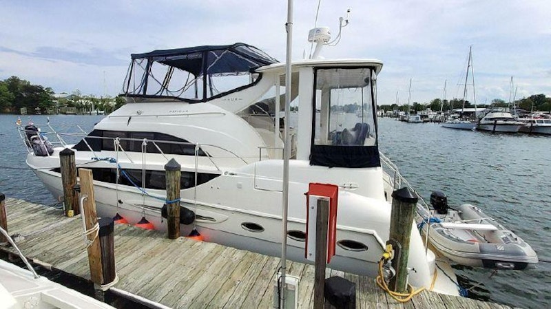 Meridian 408 Yacht For Sale