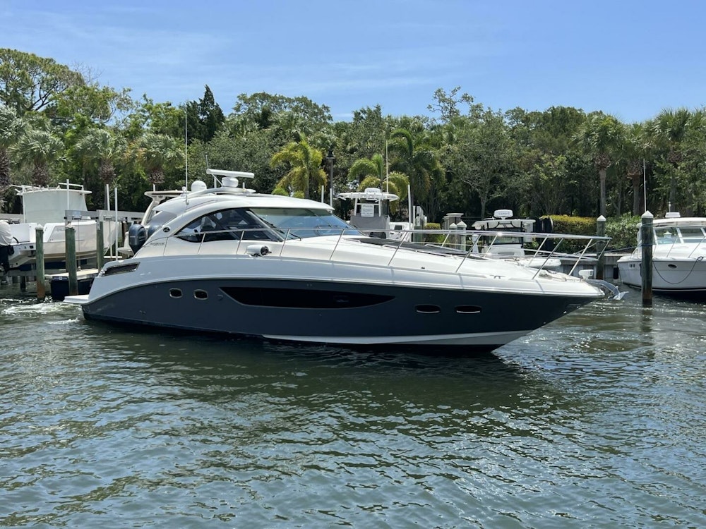 Sea Ray 470 Sundancer Yacht For Sale