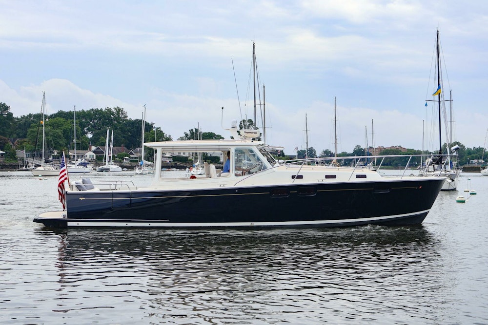 MJM 40z Yacht For Sale