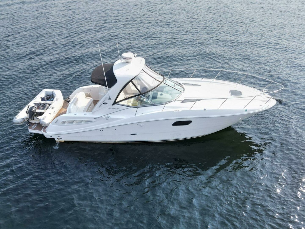 Sea Ray 350 Sundancer Yacht For Sale
