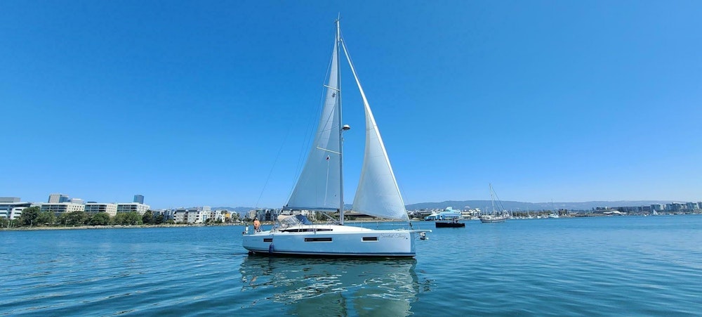 Jeanneau 410 Yacht For Sale
