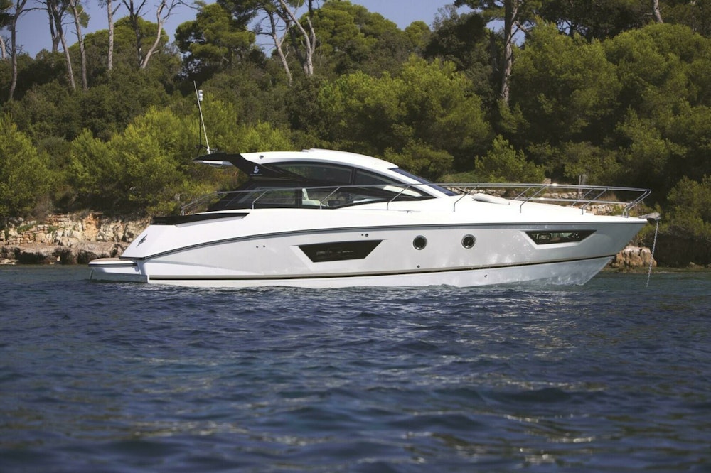 Beneteau  Yacht For Sale