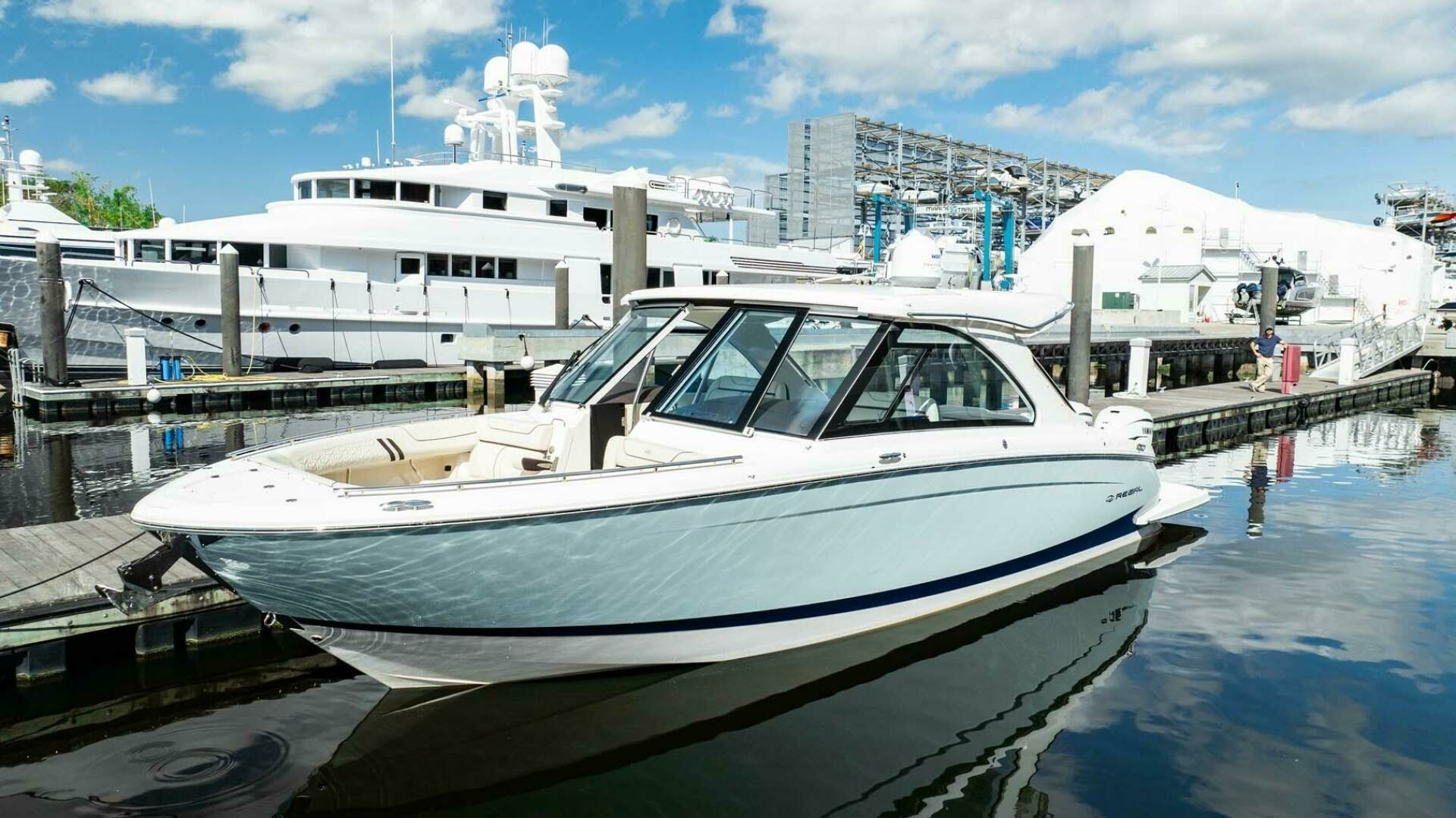 2022 Regal LX36 36' Yacht For Sale | LAS BRISAS | Seattle Yachts
