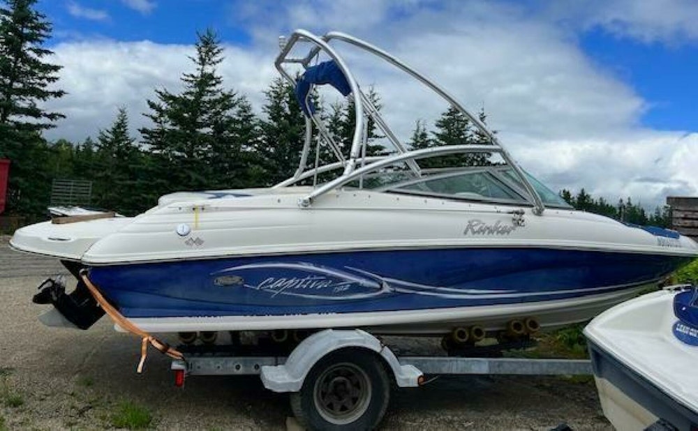 Rinker 192 Captiva Bowrider Yacht For Sale