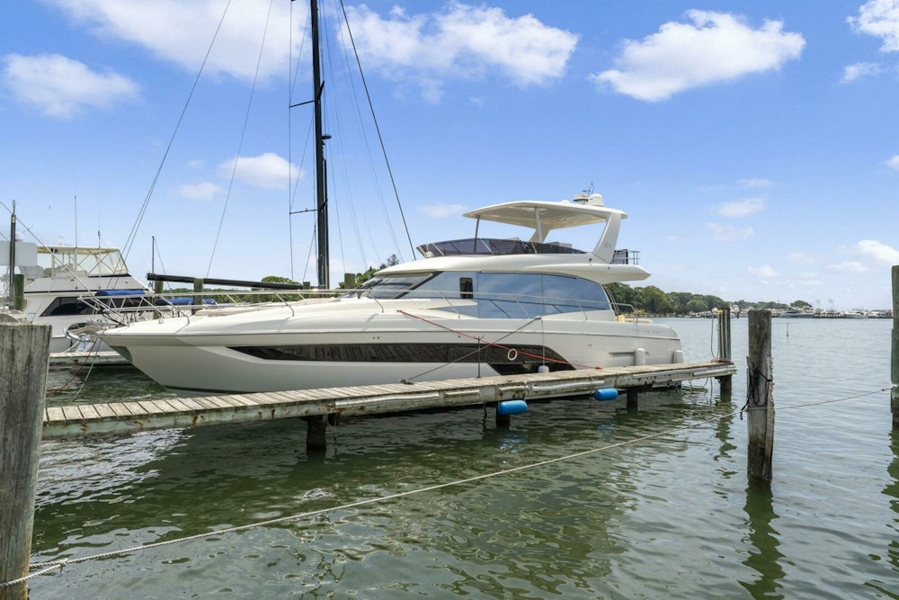 Prestige 590 Yacht For Sale