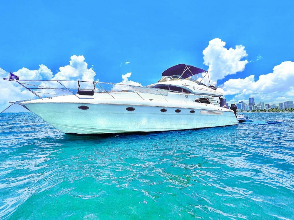 Fairline 55 Squadron Yacht For Sale