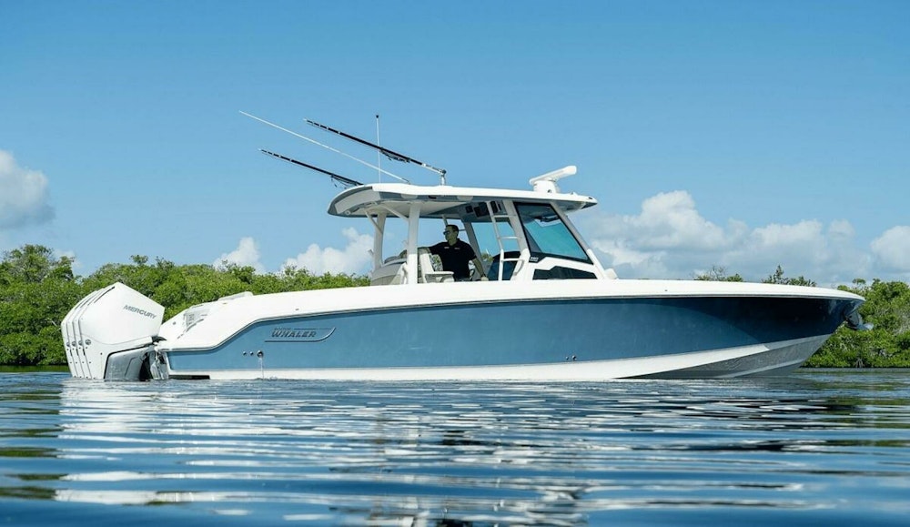 Boston Whaler 380 Outrage Yacht For Sale