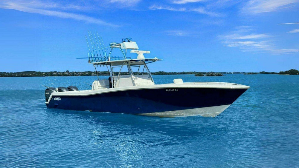 Invincible 39 Center Console Yacht For Sale