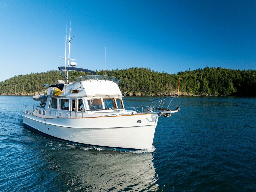 Grand Banks Aft Cabin 42 Classic Yacht For Sale