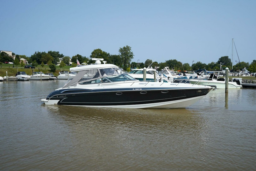 Formula 370 SS Yacht For Sale
