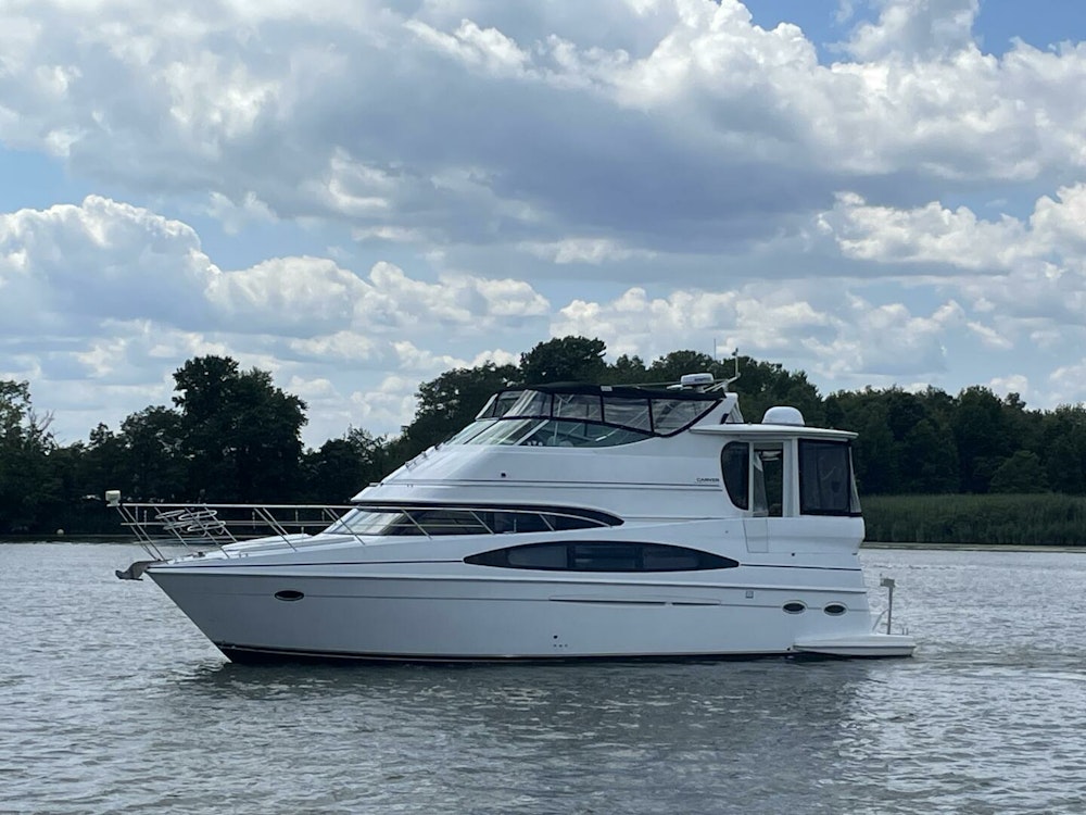 Carver  Yacht For Sale